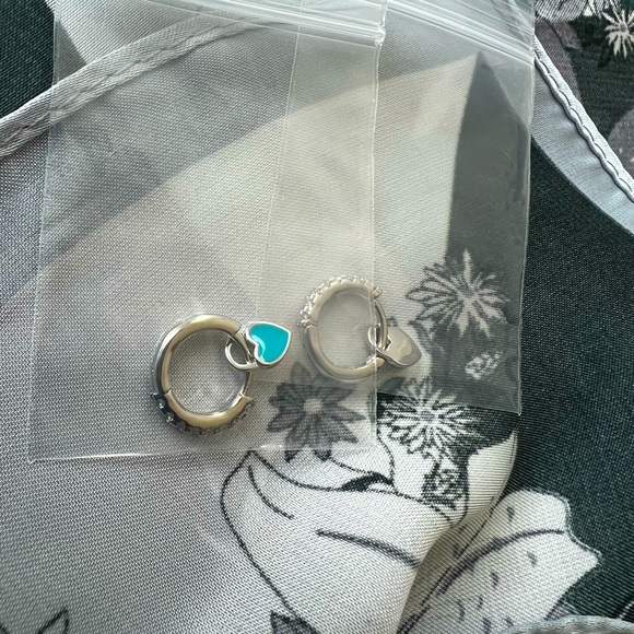 Sterling silver Teal Heart diamond hoop earrings - Picture 3 of 7